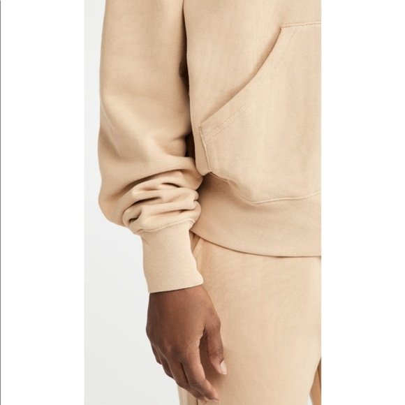 NWT WeWoreWhat Active Classic Sweatshirt Tan M - Picture 2 of 10